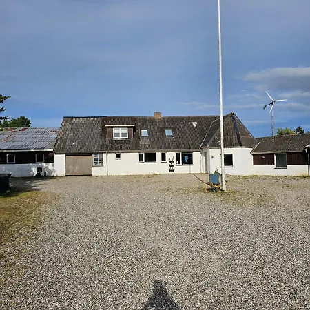 Familjehus Med Utsikt över Vilstedsjön * Logstor